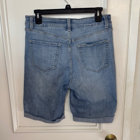 Time and Tru Women's Blue Jean Shorts - Picture 4 of 5
